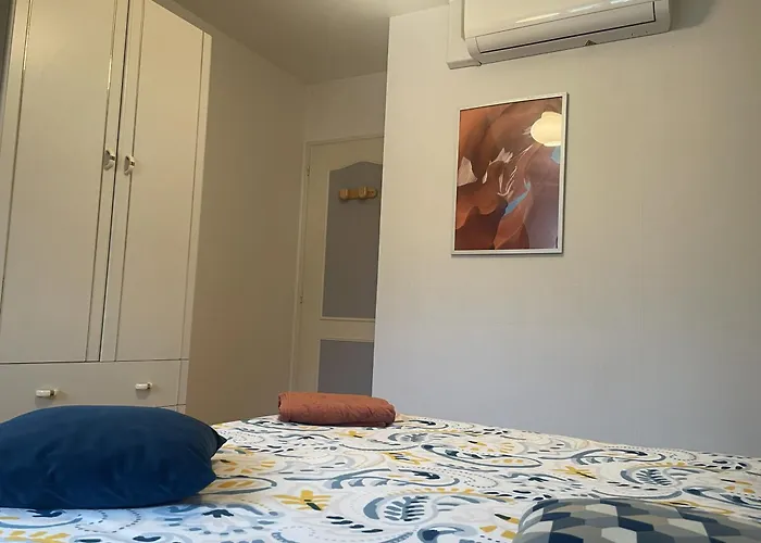 Macasa Et Table D'hote * Coolus